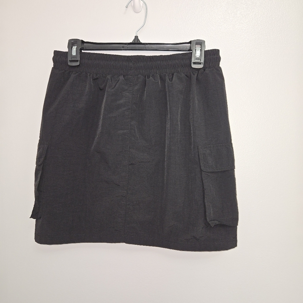 Fila Black Sports Mini Skirt Size Medium Has Pockets - Picture 4 of 11